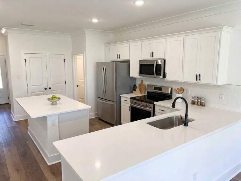 3 bedroom Detached Single Family at 2975 Houston Place Drive, Houston Place, Crestview — photo 3