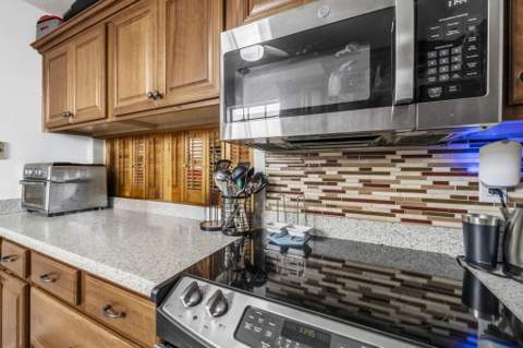 200 Woodland Park Circle, Mary Esther FL - photo 9 of 28
