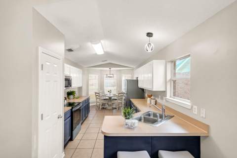 1617 Trent Street, Fort Walton Beach FL - photo 17 of 45