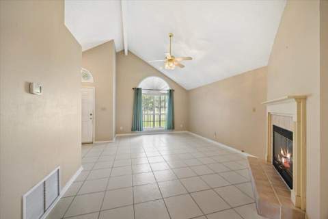 388 Rosewood Street, Mary Esther FL - photo 6 of 38