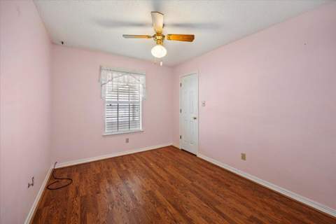 388 Rosewood Street, Mary Esther FL - photo 17 of 38
