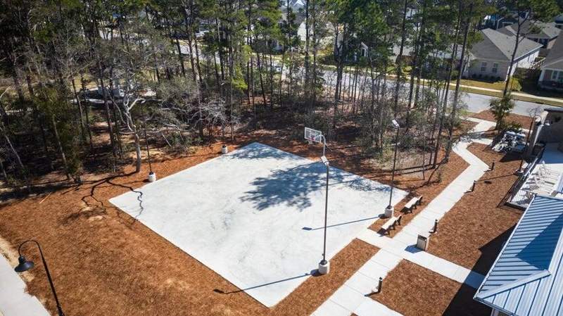 4 bedroom Detached Single Family at 421 Marsh Deer, Deer Moss Creek, Niceville — photo 5