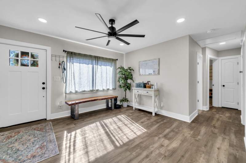 4 bedroom Detached Single Family at 415 Avon Lane, Bryn Mawr Park 1st Addn, Mary Esther — photo 3