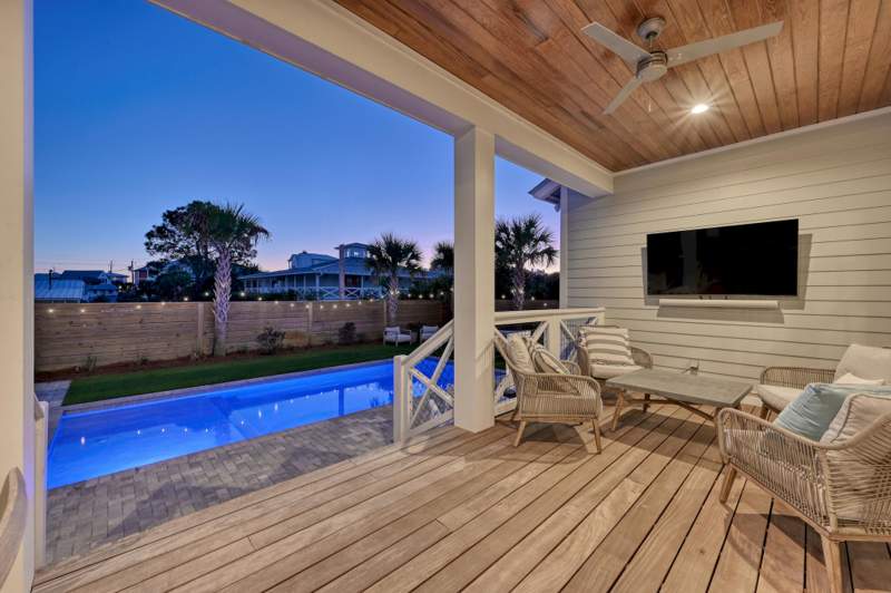 5 bedroom Detached Single Family at 30 N Seahorse Circle, Lot 6 Blk A Dune Allen 1st Addition Pb 2-78 Or 286-807 Or 3105-3105 Or 3243-242, Santa Rosa Beach — photo 3