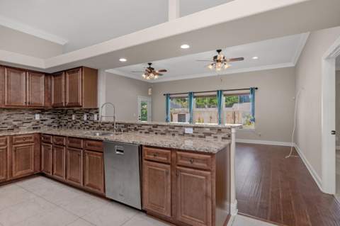 116 Wellington Road, Fort Walton Beach FL - photo 10 of 51
