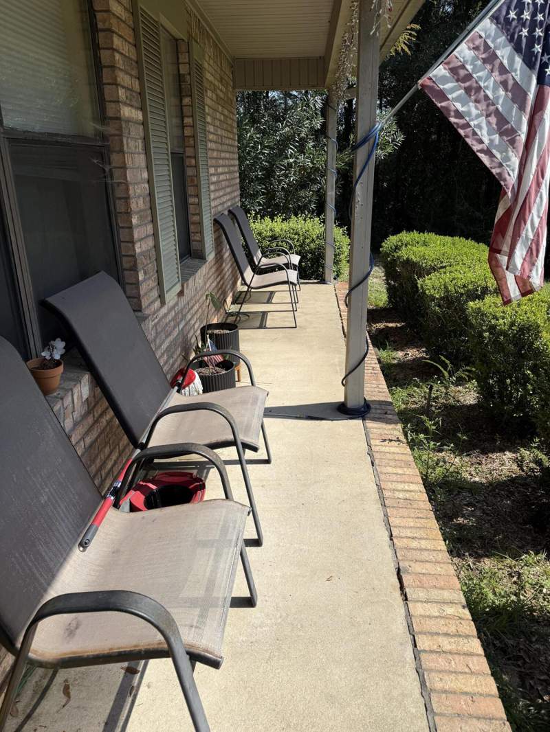 4 bedroom Duplex - All Units at 4998 Okaloosa Lane, Crescent Heights, Crestview — photo 2