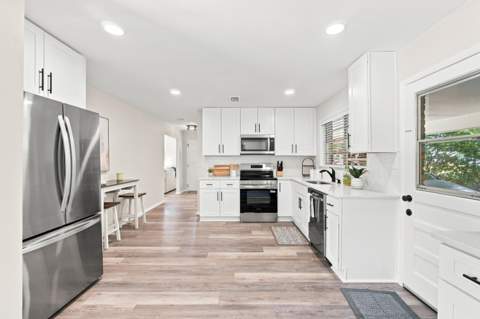 225 NW Bayou Woods Drive, Fort Walton Beach FL - photo 12 of 21