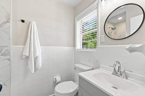 225 NW Bayou Woods Drive, Fort Walton Beach FL - photo 8 of 21
