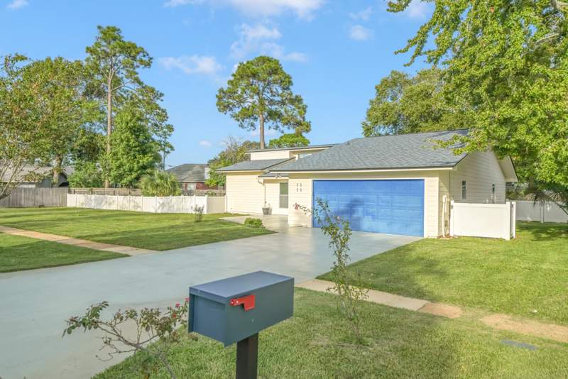 3 bedroom Detached Single Family at 1111 Quail Circle, Quiet Wood, Destin — photo 2