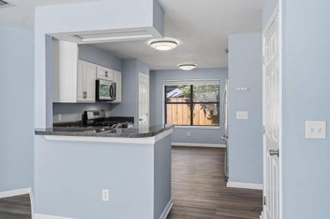 104 Northern Pine Road, Fort Walton Beach FL - photo 18 of 54