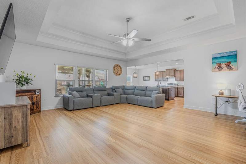 4 bedroom Detached Single Family at 417 Chickadee Street, Redstone Commons Ph 2A, Crestview — photo 4