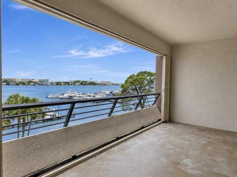 200 SW Miracle Strip Parkway #302, Fort Walton Beach FL - photo 20 of 51