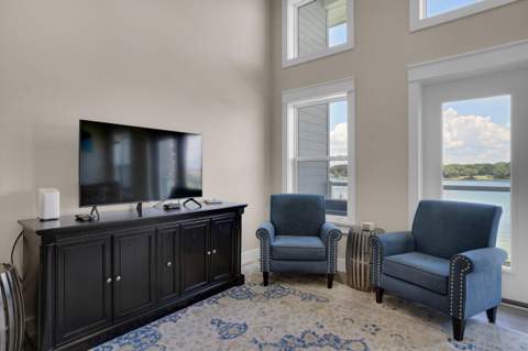 340 Bluefish Drive #105, Fort Walton Beach FL - photo 9 of 44
