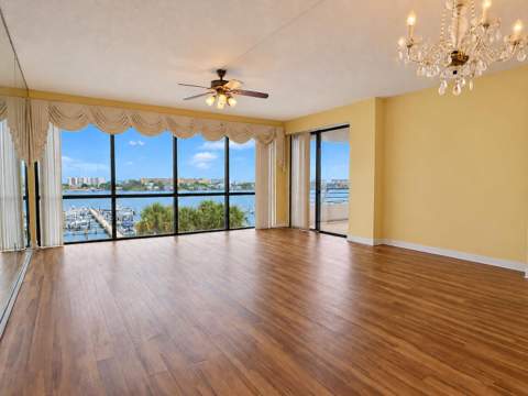 200 SW Miracle Strip Parkway #302, Fort Walton Beach FL - photo 13 of 51