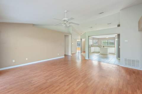 484 Jillian Drive, Crestview FL - photo 11 of 31
