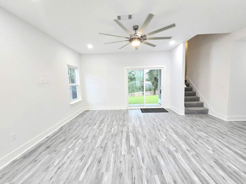5 bedroom Detached Single Family at 4446 Antioch Road, Riverchase S/D, Crestview — photo 5