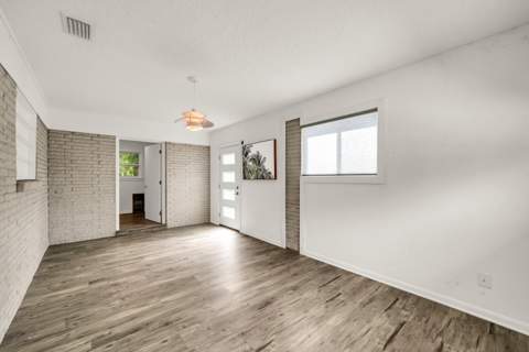 326 NW Leah Miller Drive, Fort Walton Beach FL - photo 15 of 36