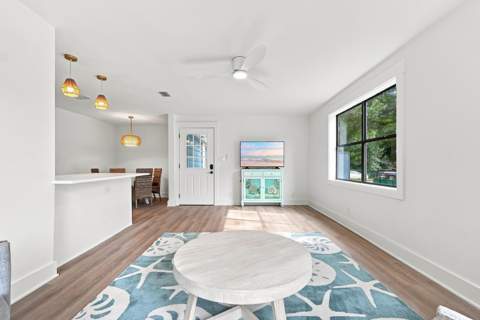 1215 S Cedar Avenue, Niceville FL - photo 10 of 40