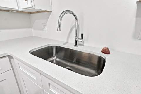 1215 S Cedar Avenue, Niceville FL - photo 15 of 40