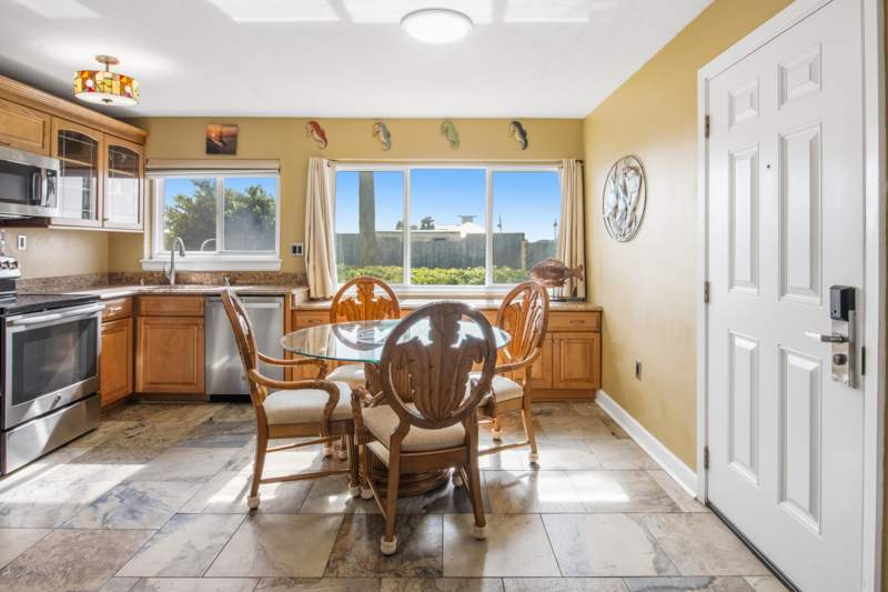 1 bedroom Condominium at 1530 SE Miracle Strip Parkway #103B, Seaspray Condo, Fort Walton Beach — photo 2