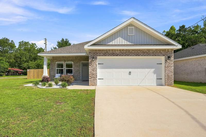 3 bedroom Detached Single Family at 298 Park Lane, Quiet Oaks S/D, Crestview — photo 3