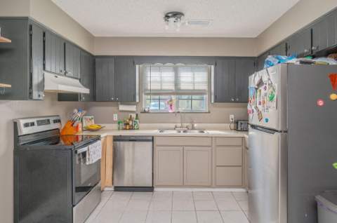 627 Lloyd Street, Fort Walton Beach FL - photo 9 of 25