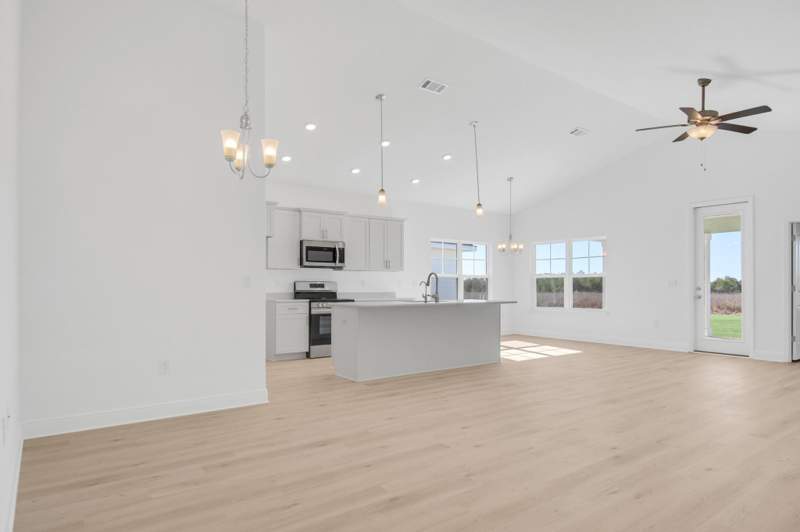 3 bedroom Detached Single Family at 150 Riverwalk Circle #Lot 35, The Bluffs At Lafayette, Freeport — photo 3