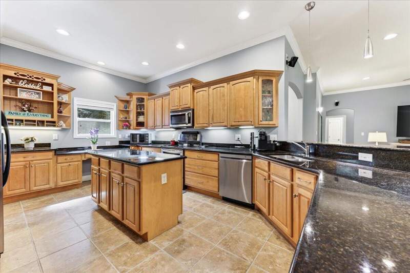 4 bedroom Detached Single Family at 5808 S Mosley Lane, Claire'S Vineyard, Crestview — photo 3