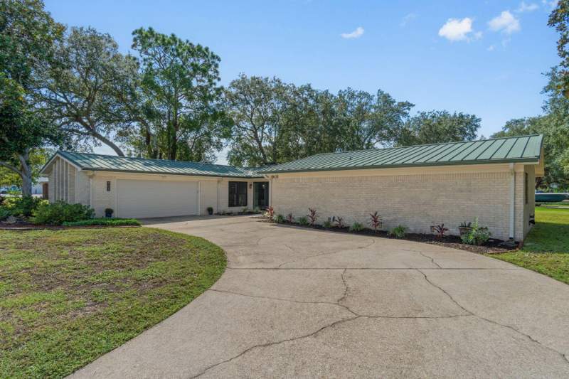 4 bedroom Detached Single Family at 901 Valparaiso Boulevard, MAGNOLIA SHORES S/D, Niceville — photo 3
