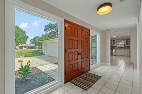 901 Valparaiso Boulevard, Niceville FL - photo 6 of 51