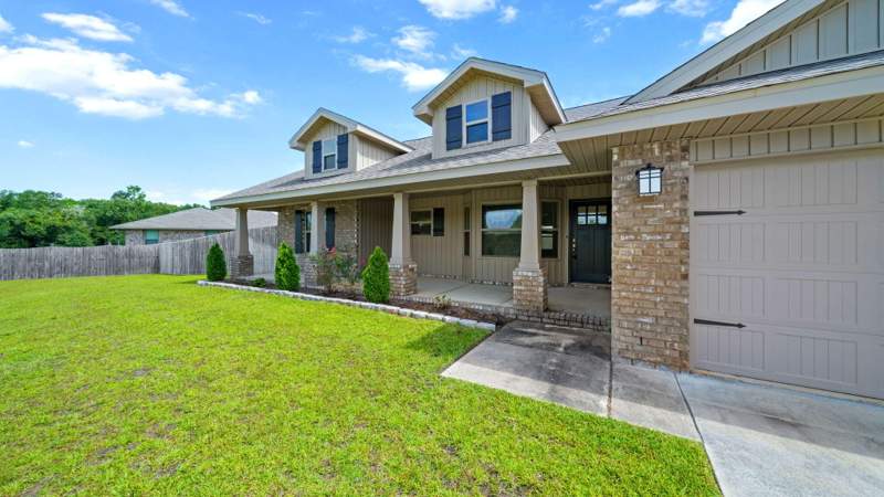3 bedroom Detached Single Family at 2045 Broad Street, Charleston Place, Crestview — photo 3