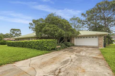 991 Pinewood Drive, DeFuniak Springs FL - photo 8 of 55