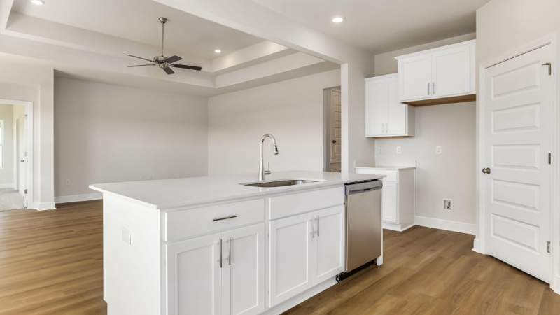 4 bedroom Detached Single Family at 5727 Dearing Street, Oxford Place Ph 1, Crestview — photo 5