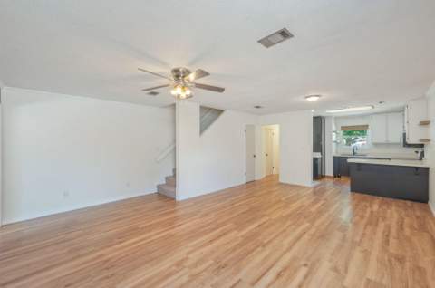 112 Skinner Circle #A, Fort Walton Beach FL - photo 6 of 33