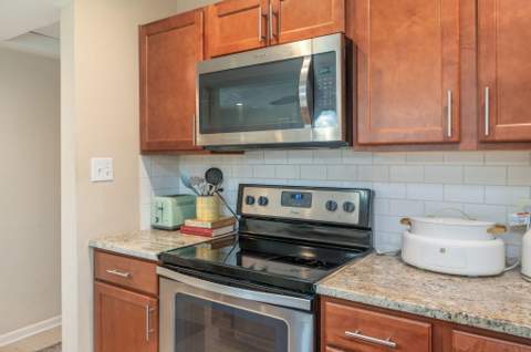 357 NE Kepner Drive, Fort Walton Beach FL - photo 13 of 35