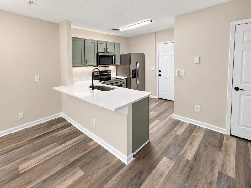 3 bedroom Townhouse at 290 Swaying Pine Court, Rolling Pines, Crestview — photo 3