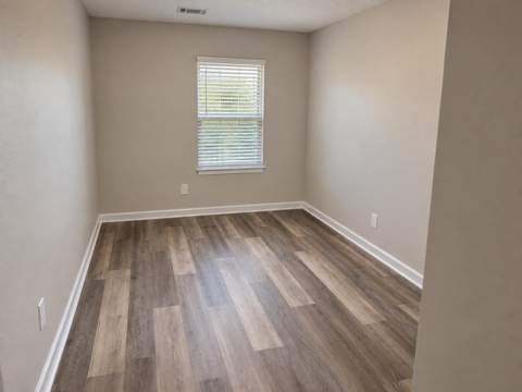 290 Swaying Pine Court, Crestview FL - photo 8 of 12
