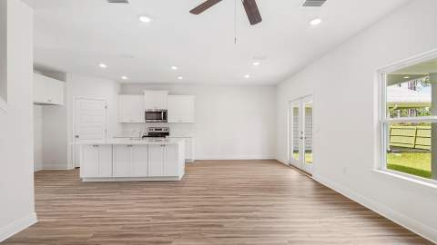 5639 Thatcher Road, Crestview FL - photo 10 of 41