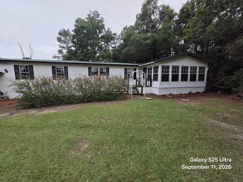3 bedroom Mobile Home at 5833 Old Bethel Road, Crestview, Crestview — photo 3