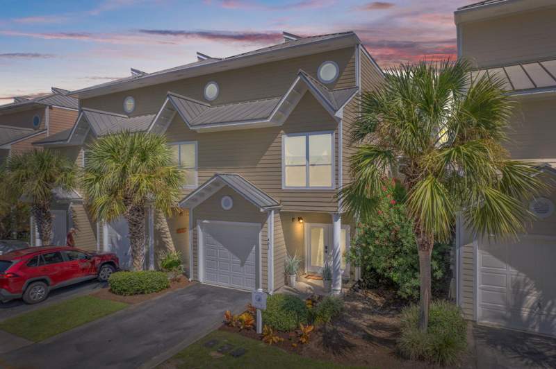 3 bedroom Townhouse at 3695 Scenic Hwy 98 #401, BEACH POINTE T/H, Destin — photo 1