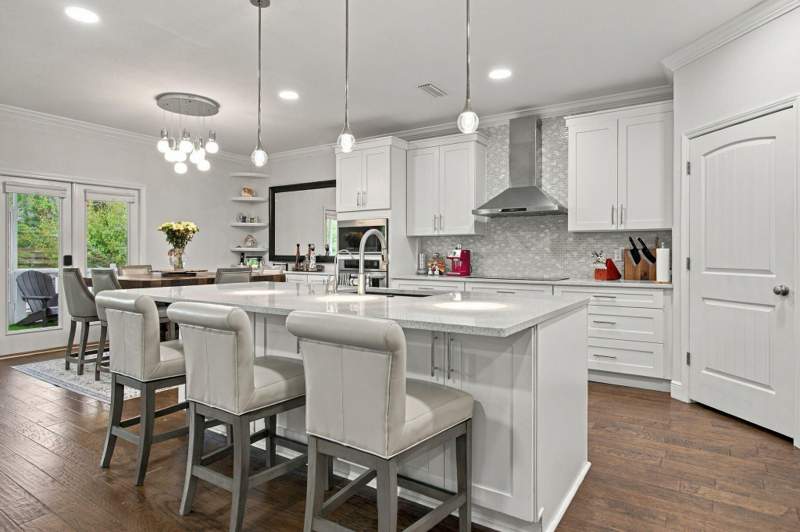4 bedroom Detached Single Family at 590 Las Roblas Grande Drive, Treasure Trove, Santa Rosa Beach — photo 5