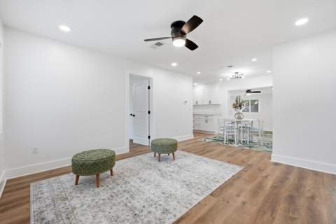 640 Cornwall Terrace, Mary Esther FL - photo 6 of 44