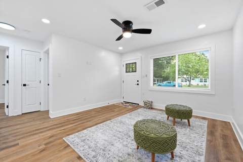 640 Cornwall Terrace, Mary Esther FL - photo 12 of 44