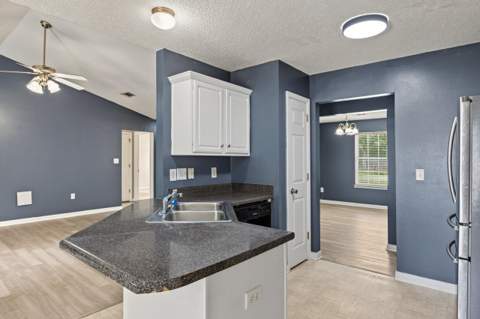 3400 Skymaster Court, Crestview FL - photo 14 of 49