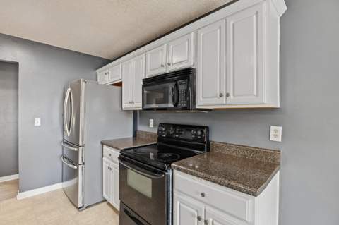 3400 Skymaster Court, Crestview FL - photo 15 of 49