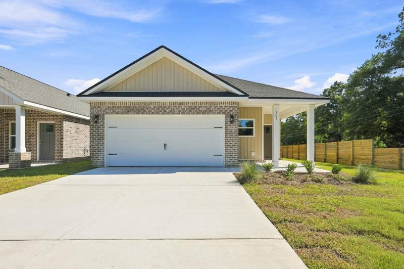 4 bedroom Detached Single Family at 101 Horizon Way, Longview Estates, Crestview — photo 1