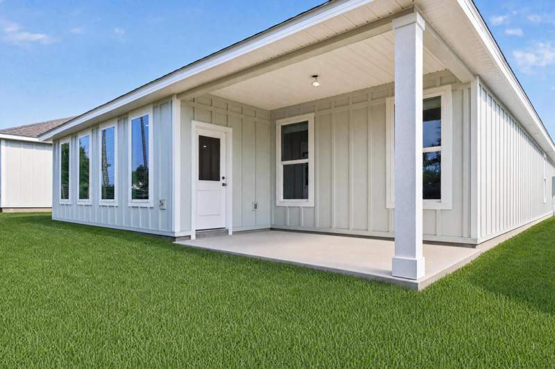 4 bedroom Detached Single Family at 65 Old Bridge Road #Hs C3, Cross Creek, Freeport — photo 2