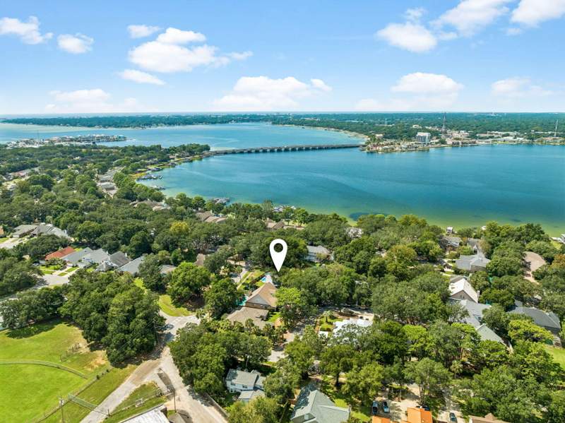 4 bedroom Detached Single Family at 2568 Palm Shores Drive, Palm Shores First Addn, Shalimar — photo 3