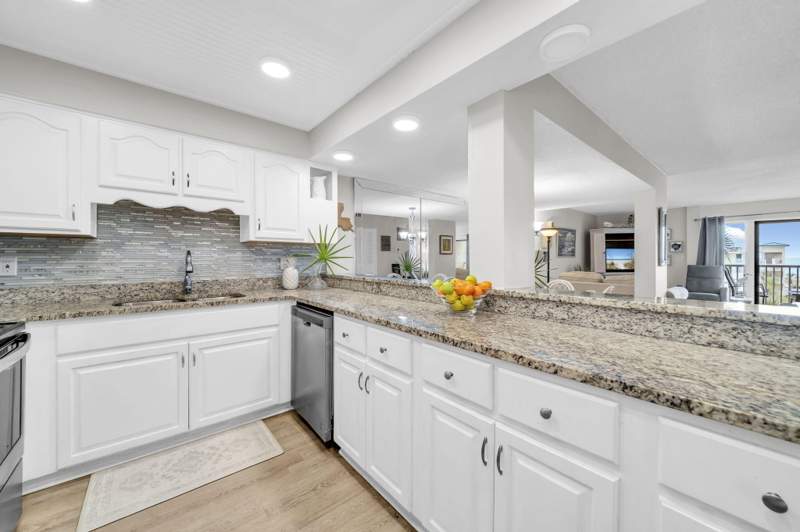 2 bedroom Condominium at 1030 Us-98 #49, Silver Dunes Condo, Destin — photo 4