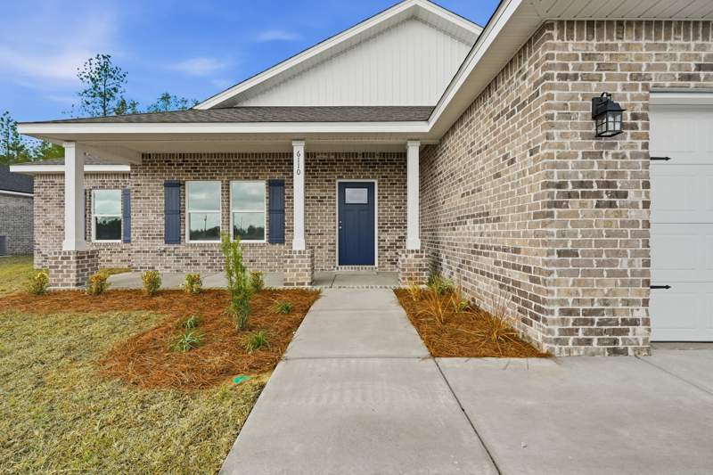 4 bedroom Detached Single Family at 6128 Mildred's Way, Southern Charm, Crestview — photo 3